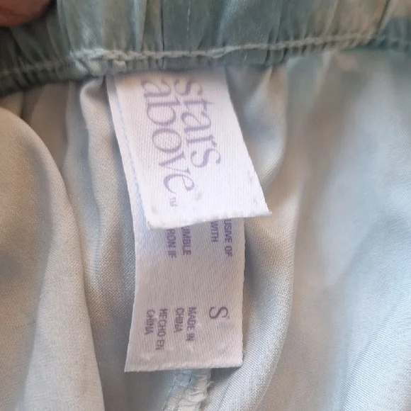 Stars Above Sky Green Satin Like Sleepwear Size S - Picture 3 of 5